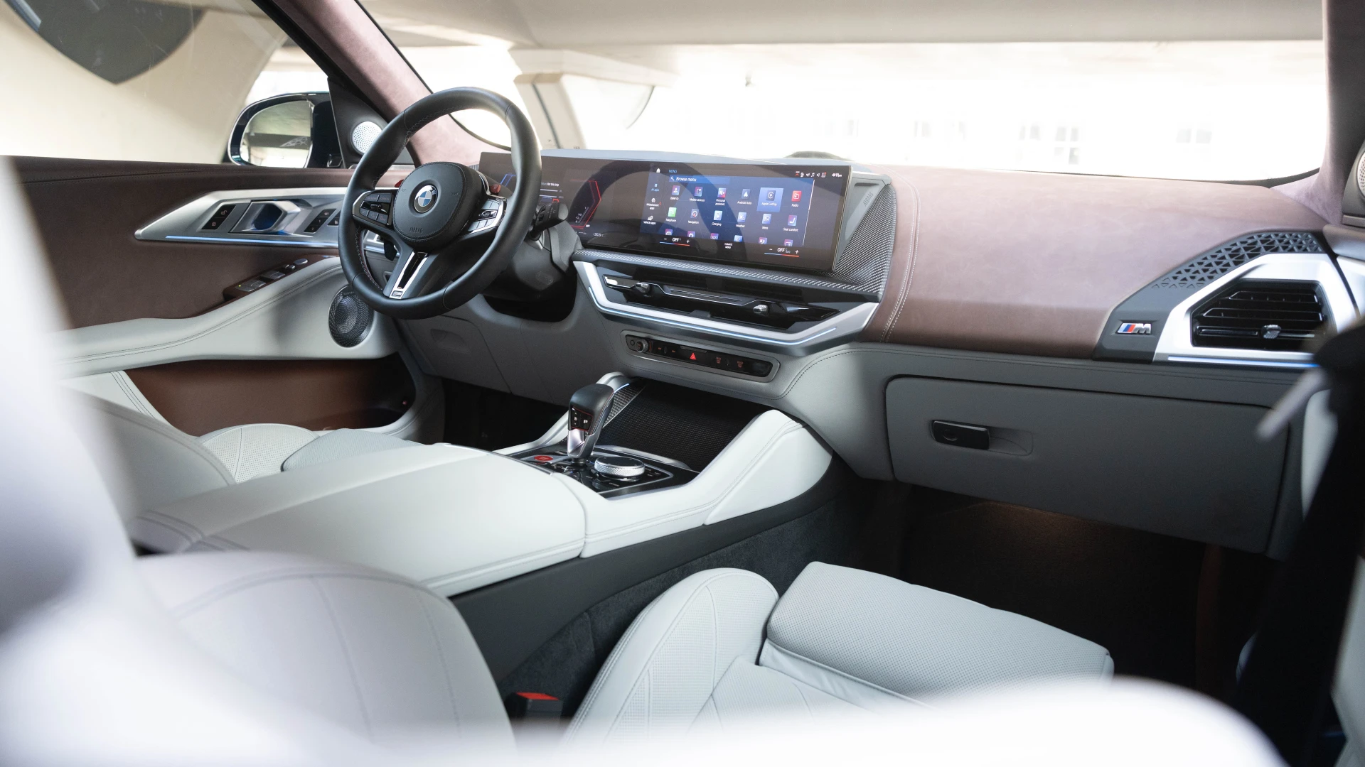 BMW XM 2024 - SUV thumbnail NaN